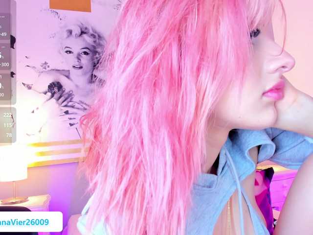 AlannaViera live cam on BongaCams