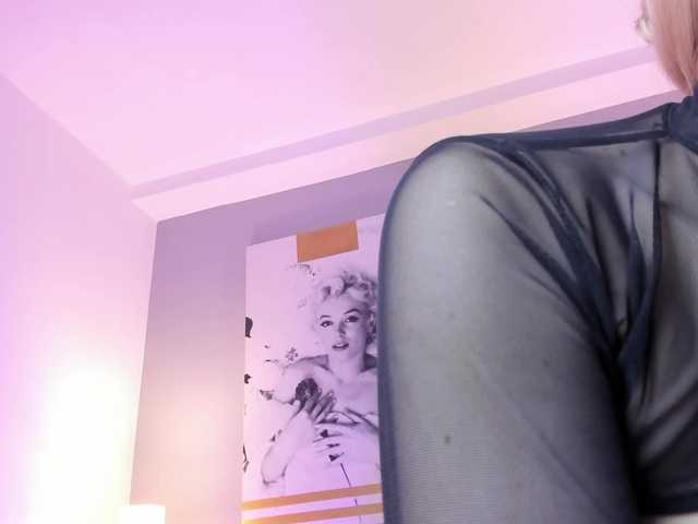 AlannaViera live cam preview