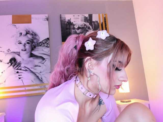 AlannaViera live cam on BongaCams