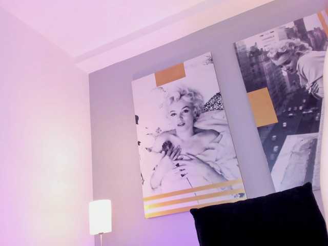 AlannaViera live cam on BongaCams