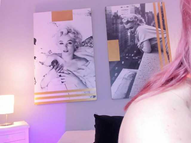 AlannaViera live cam on BongaCams