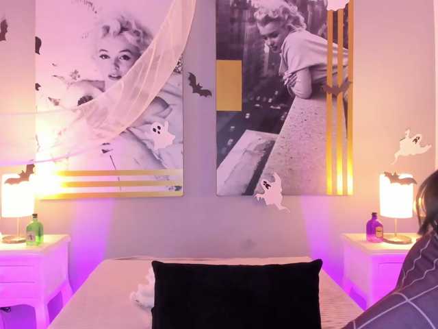 AlannaViera live cam on BongaCams