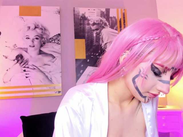 AlannaViera live cam on BongaCams