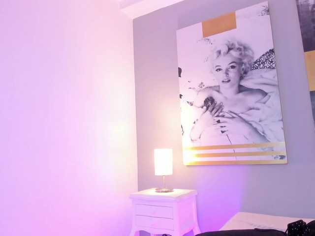 AlannaViera live cam on BongaCams