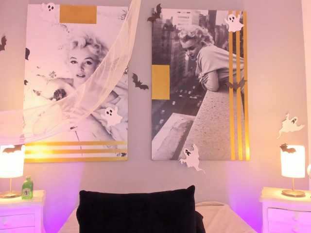 AlannaViera live cam on BongaCams