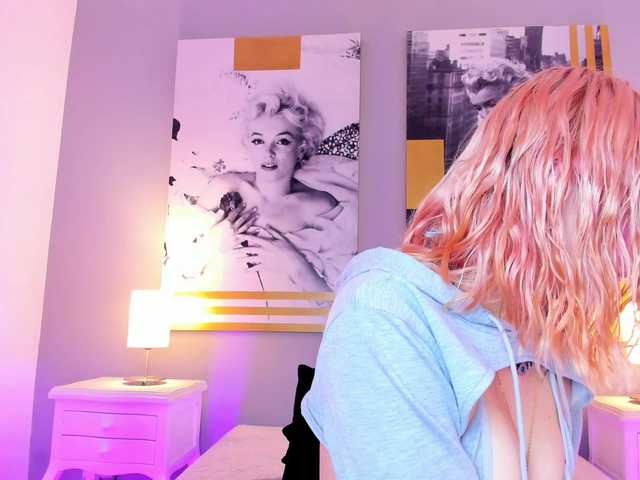 AlannaViera live cam on BongaCams