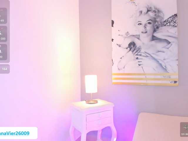 AlannaViera live stream preview