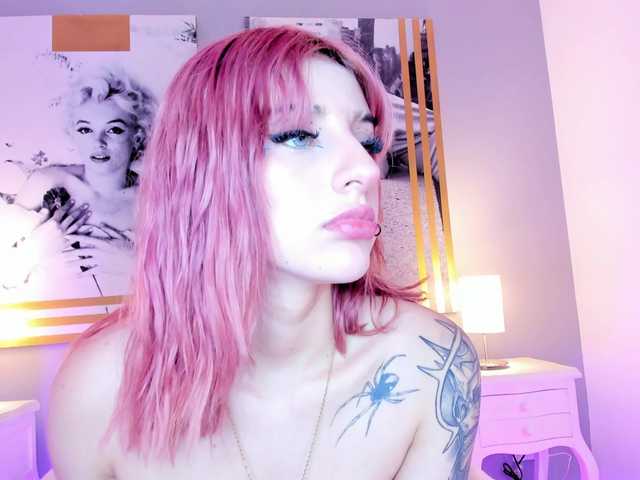 AlannaViera live webcam show
