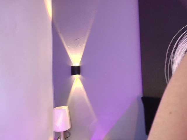 AlannaViera live cam on BongaCams