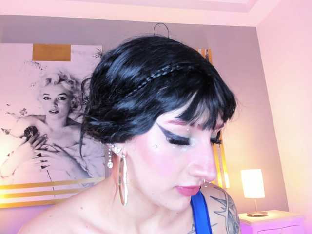 AlannaViera live cam on BongaCams