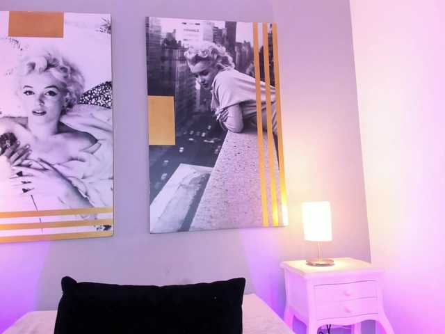 AlannaViera live cam on BongaCams