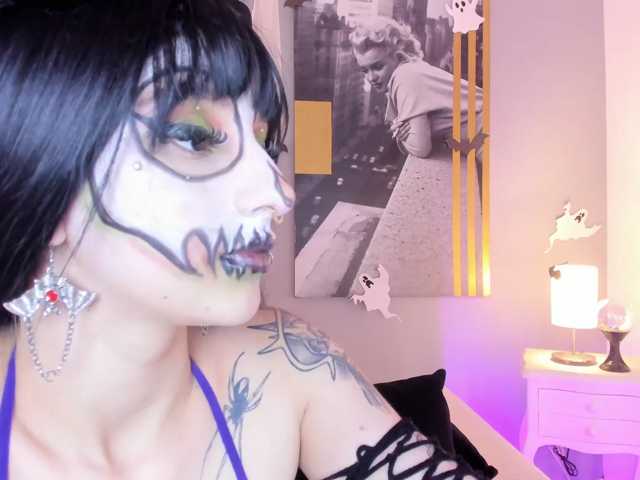 AlannaViera live cam on BongaCams