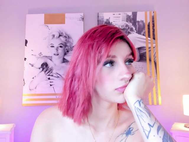 AlannaViera live cam on BongaCams