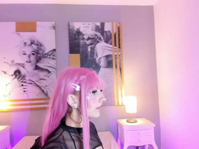 AlannaViera live cam on BongaCams