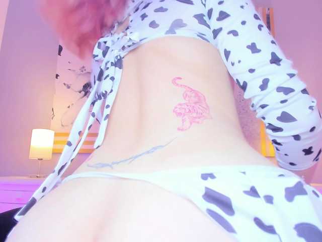 AlannaViera live cam on BongaCams