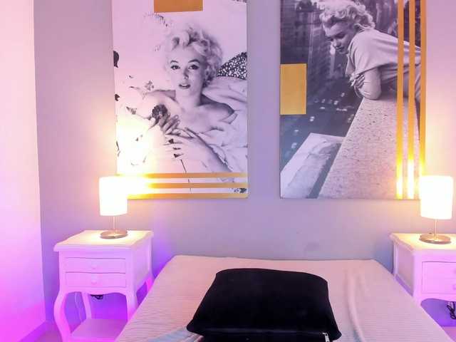 AlannaViera live cam on BongaCams
