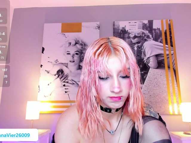 AlannaViera live cam on BongaCams