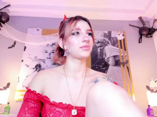 AlannaViera live cam preview