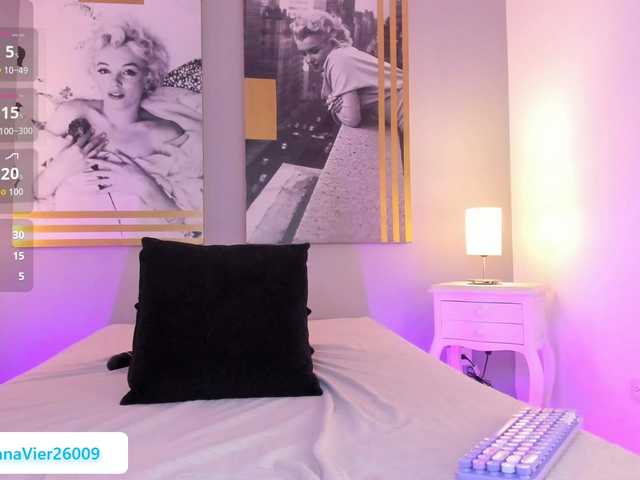 AlannaViera live cam on BongaCams
