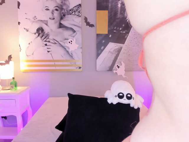 AlannaViera live cam on BongaCams