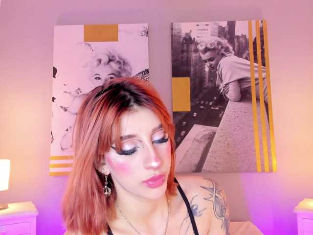 AlannaViera live cam on BongaCams