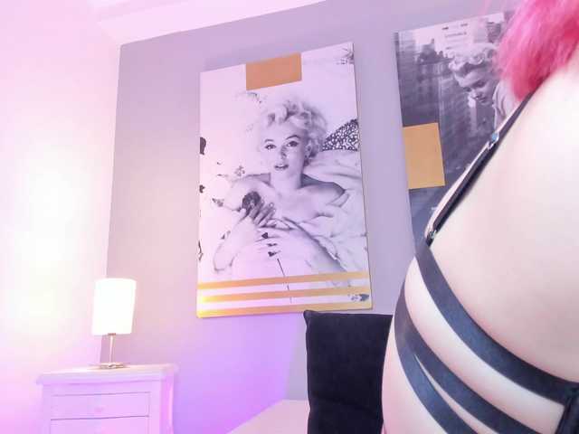AlannaViera live cam on BongaCams