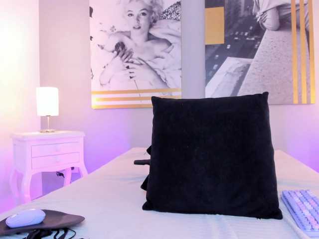 AlannaViera live cam on BongaCams