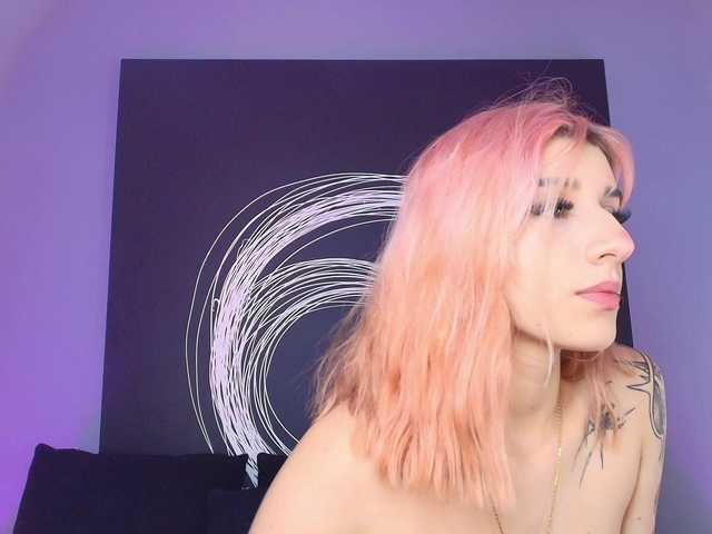 AlannaViera live cam on BongaCams