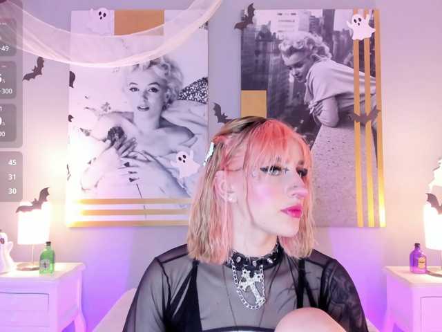 AlannaViera live cam preview