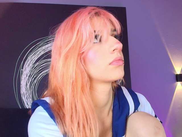 AlannaViera webcam