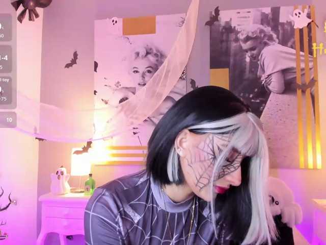 AlannaViera live cam on BongaCams