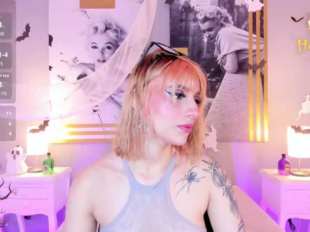 AlannaViera live cam on BongaCams
