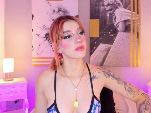 AlannaViera live cam on BongaCams