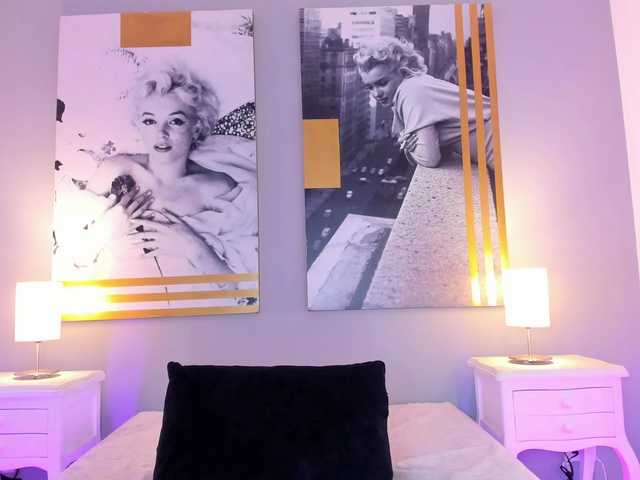 AlannaViera live cam on BongaCams