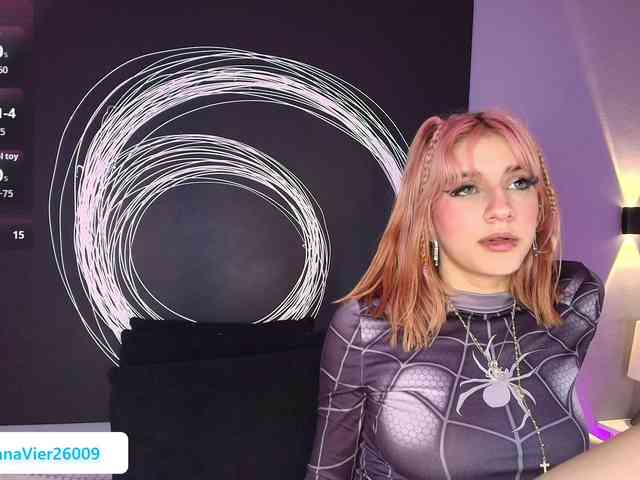 AlannaViera webcam