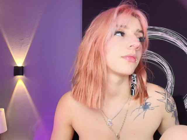 AlannaViera Live Webcam on BongaCams