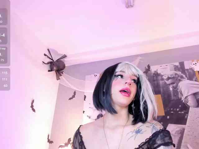 AlannaViera webcam
