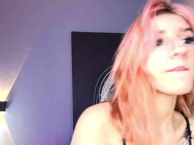 AlannaViera webcam