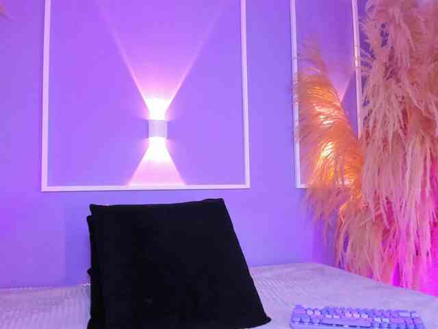 AlannaViera webcam