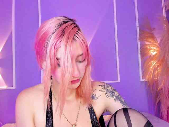 AlannaViera webcam