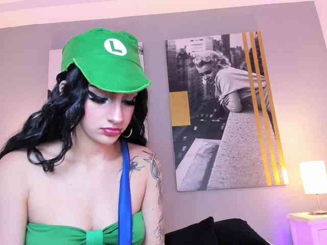 AlannaViera webcam