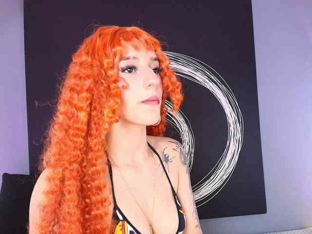 AlannaViera webcam