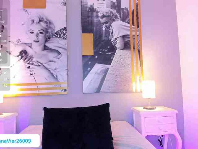 AlannaViera webcam