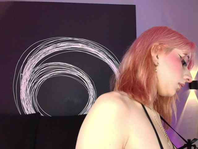 AlannaViera webcam