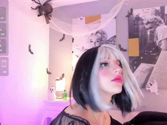 AlannaViera webcam
