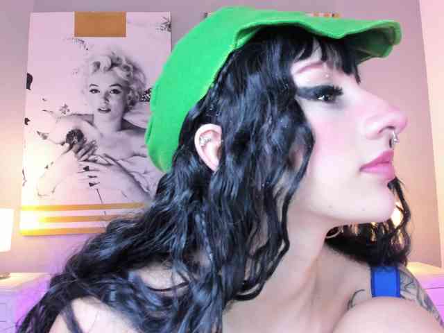 AlannaViera AlannaViera