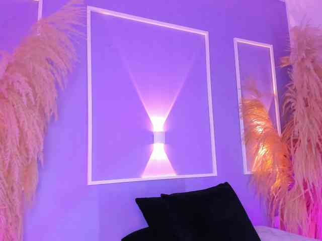 AlannaViera webcam