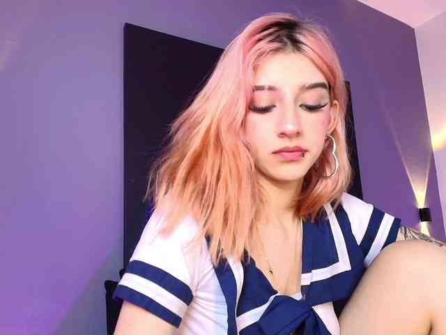 AlannaViera webcam