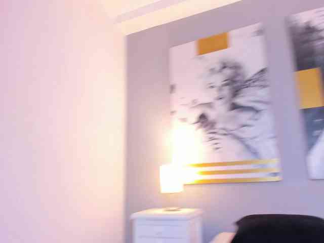 AlannaViera webcam