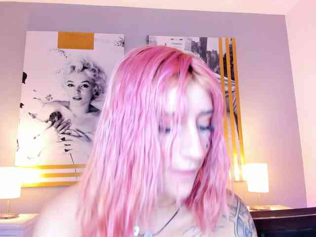 AlannaViera Sex Cam Show
